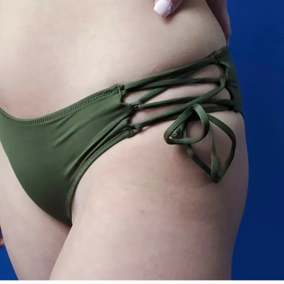 H & M Green Bikini Bottom - 4 - Picture 3 of 5